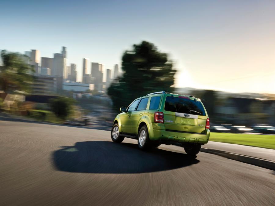  Ford Escape Hybrid 2008 года  (фото 30 из 33)